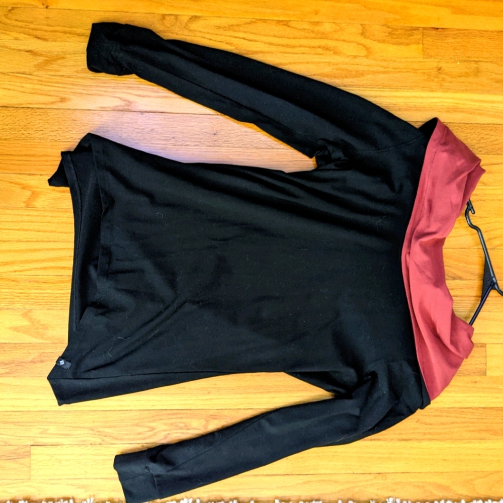 Satva organic pull over hoodie